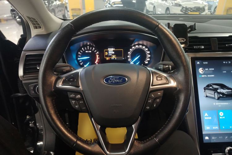 Used Ford Mondeo 2020 EcoBoost 180 Stylish Model Steering Wheel