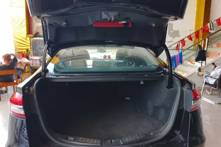 Used Ford Mondeo 2020 EcoBoost 180 Stylish Model Trunk