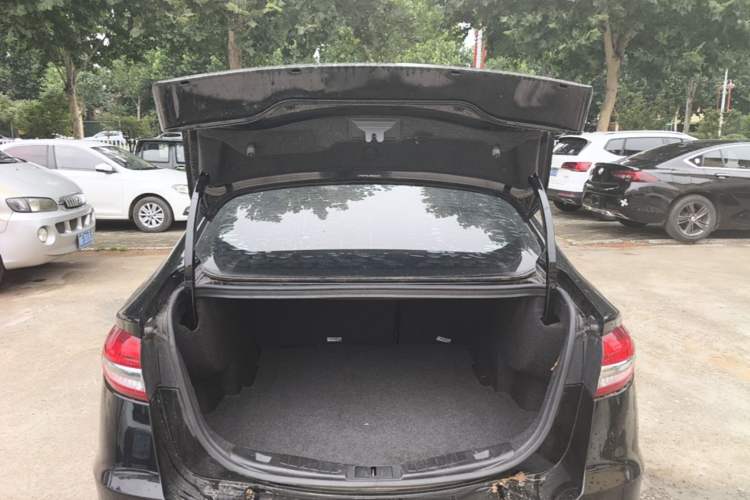 Used Ford Mondeo 2020 EcoBoost 180 Stylish Model Trunk