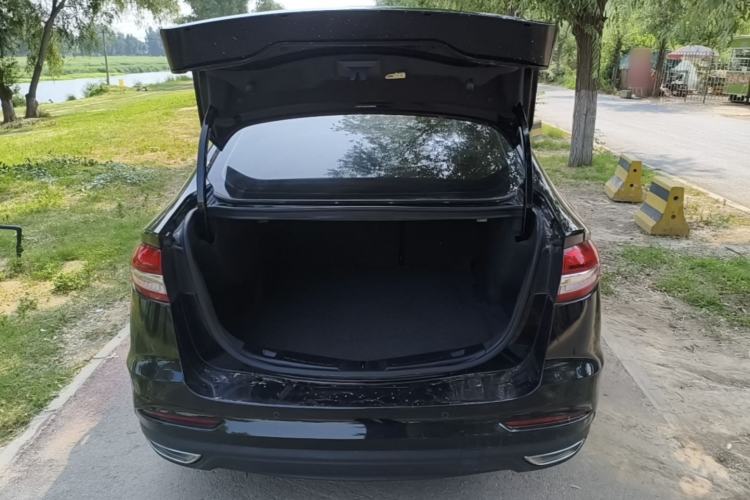 Used Ford Mondeo 2020 EcoBoost 180 Stylish Model Trunk