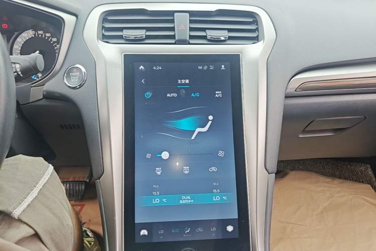 Used Ford Mondeo 2020 EcoBoost 180 Stylish Model Audio And AC Panel
