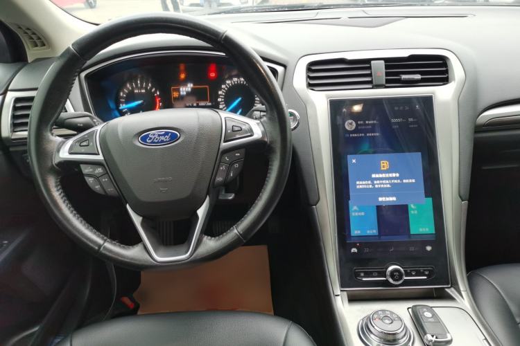 Used Ford Mondeo 2020 EcoBoost 180 Stylish Model Center Console
