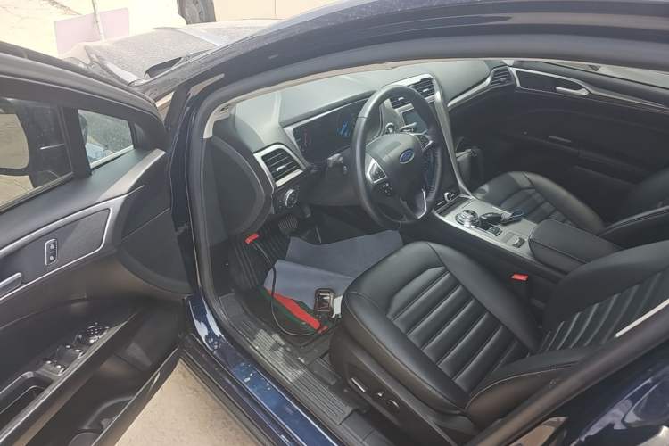 Used Ford Mondeo 2020 EcoBoost 180 Stylish Model Driver Seat