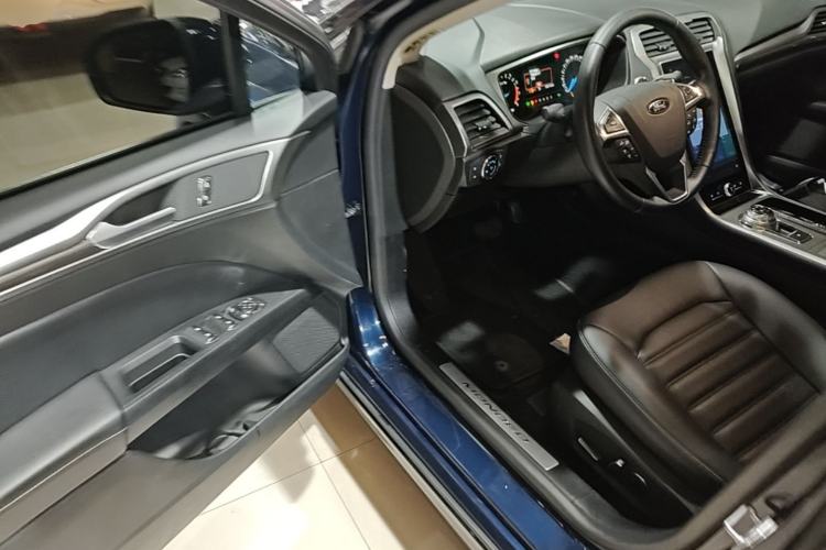 Used Ford Mondeo 2020 EcoBoost 180 Stylish Model Driver Seat