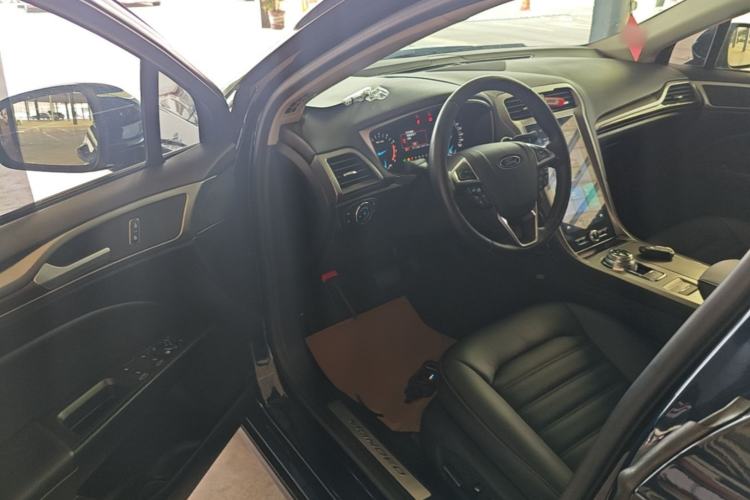 Used Ford Mondeo 2020 EcoBoost 180 Stylish Model Driver Seat