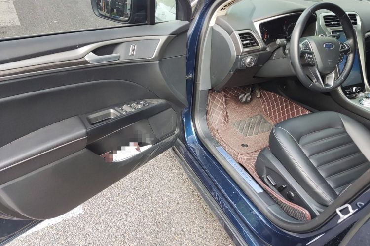 Used Ford Mondeo 2020 EcoBoost 180 Stylish Model Driver Seat