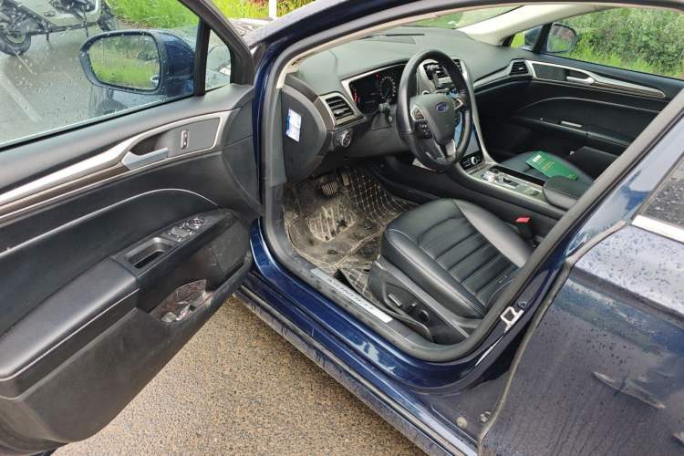 Used Ford Mondeo 2020 EcoBoost 180 Stylish Model Driver Seat