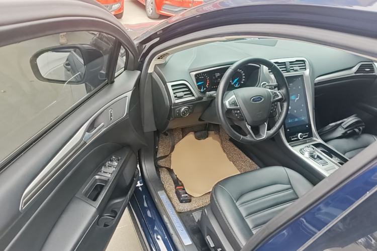 Used Ford Mondeo 2020 EcoBoost 180 Stylish Model Driver Seat