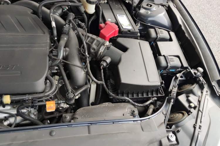 Used Ford Mondeo 2020 EcoBoost 180 Stylish Model Engine Bay Left