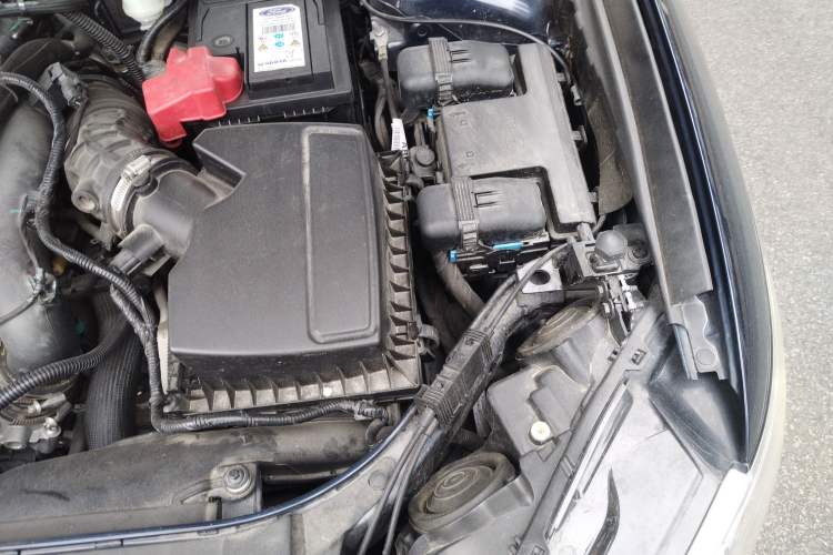 Used Ford Mondeo 2020 EcoBoost 180 Stylish Model Engine Bay Left