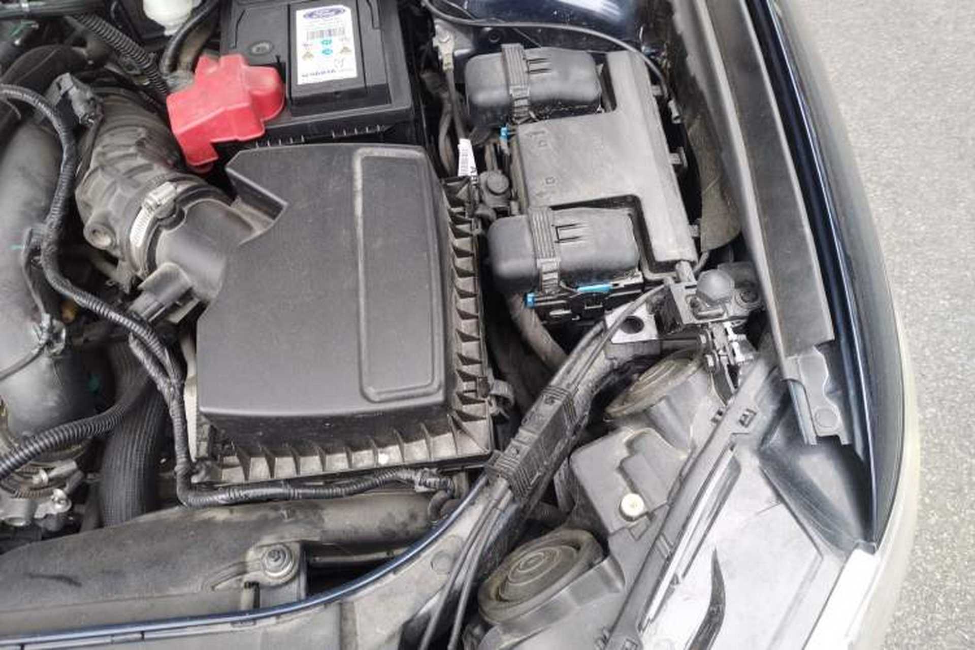 Used Ford Mondeo 2020 EcoBoost 180 Stylish Model Engine Bay Left