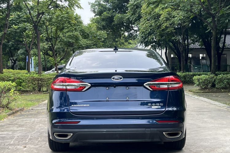 Used Ford Mondeo 2020 EcoBoost 180 Stylish Model Exterior 1