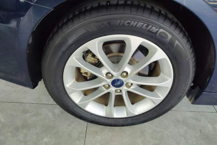 Used Ford Mondeo 2020 EcoBoost 200 Stylish Model Exterior 5