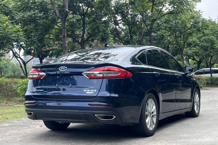 Used Ford Mondeo 2020 EcoBoost 180 Stylish Model Exterior 5