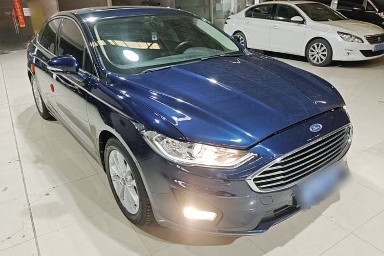 Used Ford Mondeo 2020 EcoBoost 180 Stylish Model Front Right 45 Deg