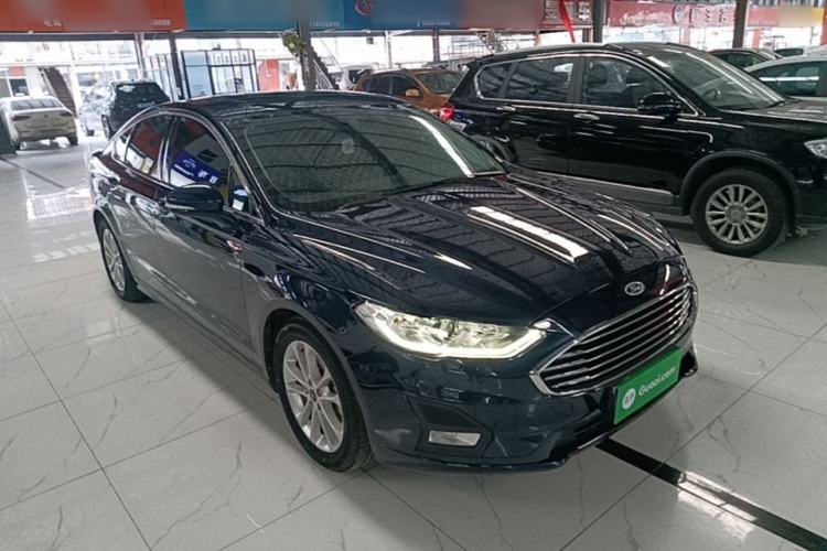 Used Ford Mondeo 2020 EcoBoost 180 Stylish Model Front Right 45 Deg