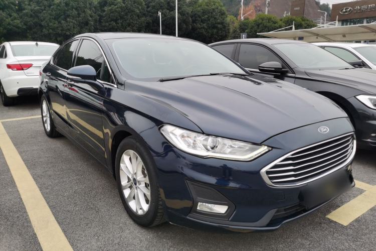 Used Ford Mondeo 2020 EcoBoost 180 Stylish Model Front Right 45 Deg