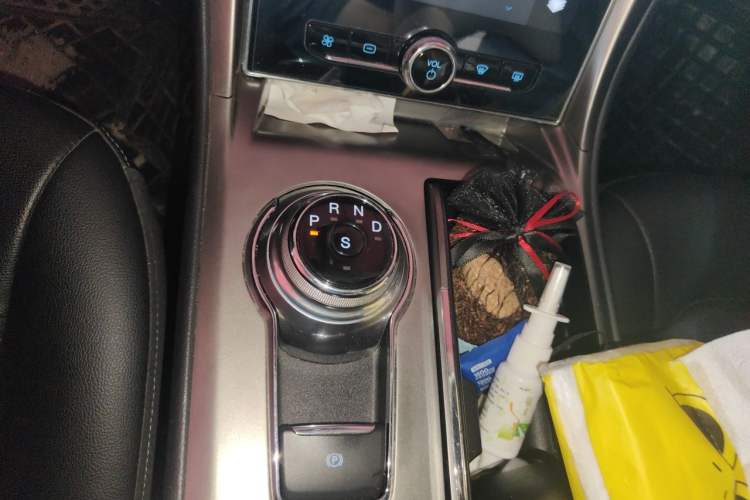 Used Ford Mondeo 2020 EcoBoost 200 Luxury Model Gear Lever