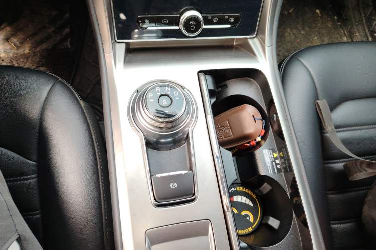 Used Ford Mondeo 2020 EcoBoost 200 Stylish Model Gear Lever