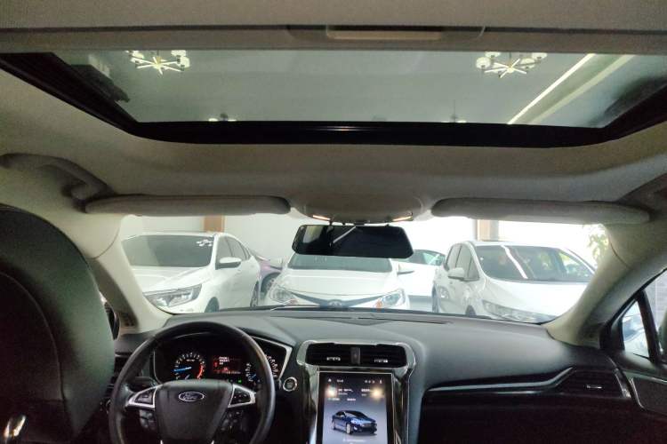 Used Ford Mondeo 2020 EcoBoost 200 Stylish Model Headliner