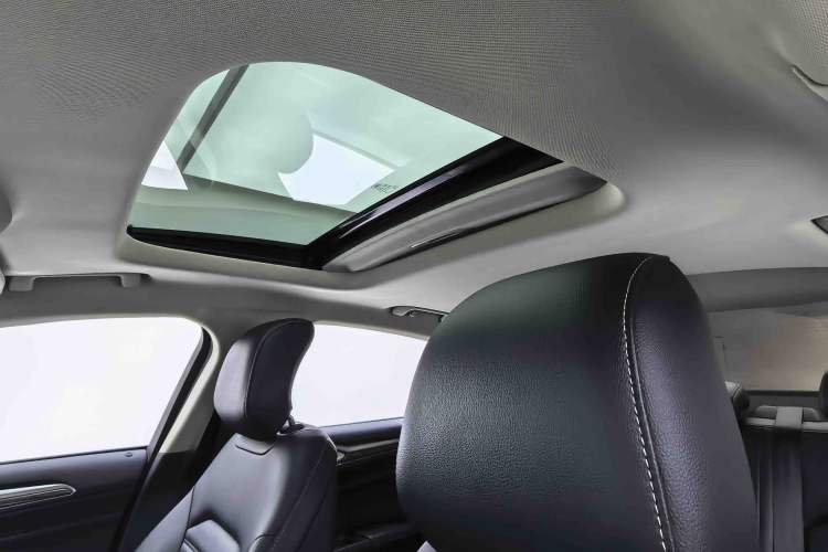Used Ford Mondeo 2020 EcoBoost 180 Stylish Model Headliner
