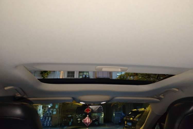 Used Ford Mondeo 2020 EcoBoost 180 Stylish Model Headliner