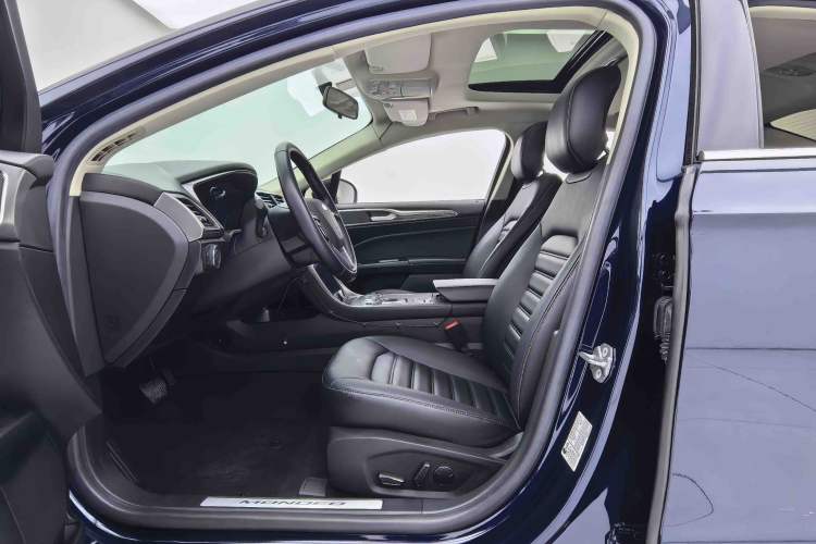 Used Ford Mondeo 2020 EcoBoost 180 Stylish Model Interior 2