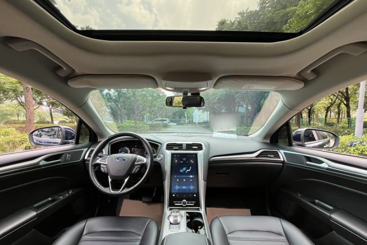 Used Ford Mondeo 2020 EcoBoost 180 Stylish Model Interior 2