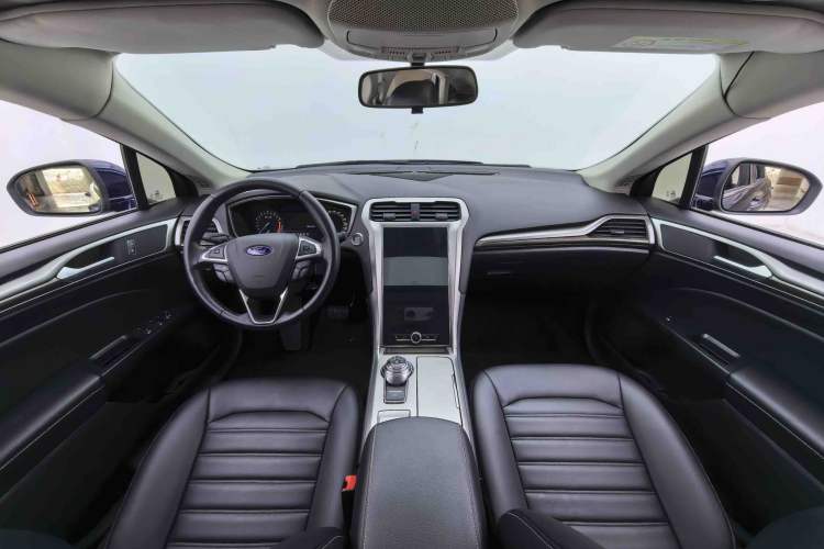 Used Ford Mondeo 2020 EcoBoost 180 Stylish Model Interior 3