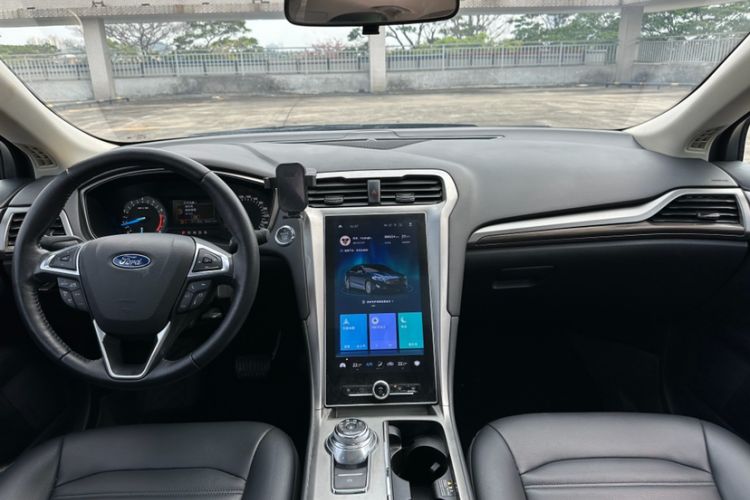 Used Ford Mondeo 2020 EcoBoost 180 Stylish Model Interior 3