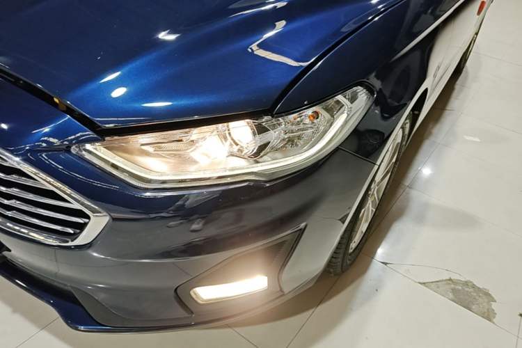 Used Ford Mondeo 2020 EcoBoost 180 Stylish Model Left Front Headlight