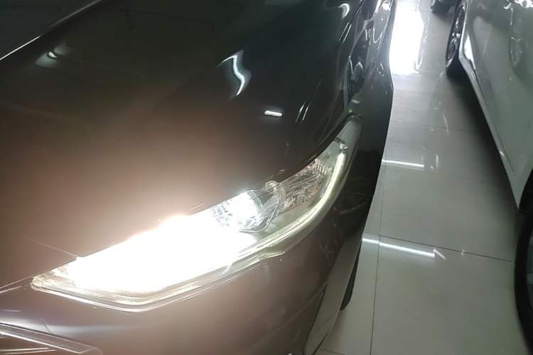 Used Ford Mondeo 2020 EcoBoost 180 Stylish Model Left Front Headlight