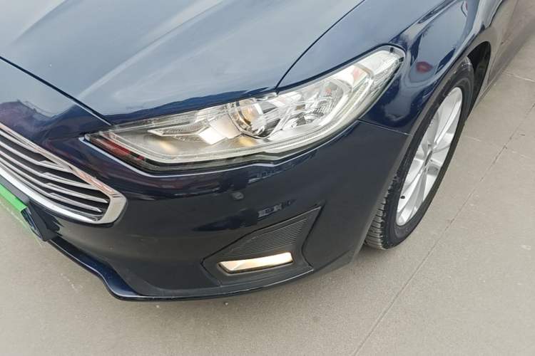 Used Ford Mondeo 2020 EcoBoost 180 Stylish Model Left Front Headlight