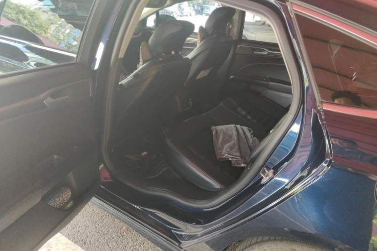 Used Ford Mondeo 2020 EcoBoost 200 Luxury Model Left Rear Seat