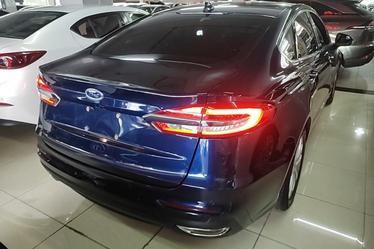 Used Ford Mondeo 2020 EcoBoost 180 Stylish Model Rear Right 45 Deg