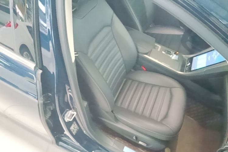 Used Ford Mondeo 2020 EcoBoost 180 Stylish Model Right Front Seat