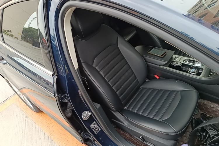 Used Ford Mondeo 2020 EcoBoost 180 Stylish Model Right Front Seat