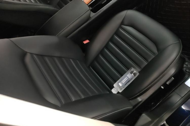 Used Ford Mondeo 2020 EcoBoost 180 Stylish Model Right Front Seat