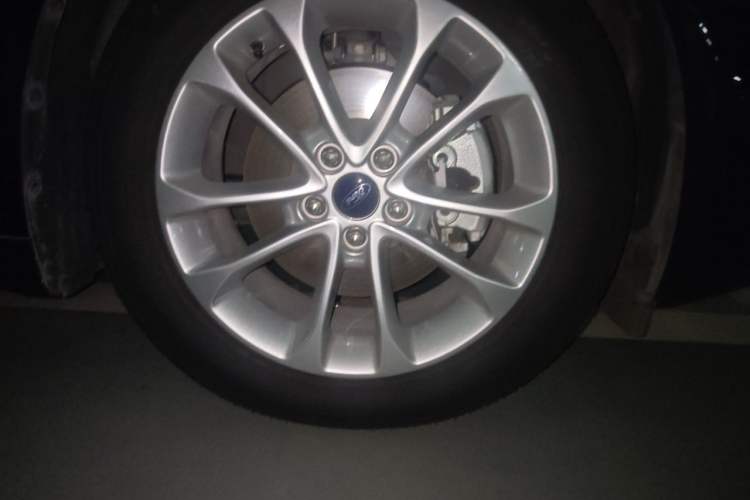 Used Ford Mondeo 2020 EcoBoost 200 Stylish Model Right Front Wheel Hub