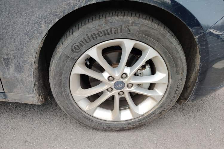 Used Ford Mondeo 2020 EcoBoost 200 Stylish Model Right Front Wheel Hub