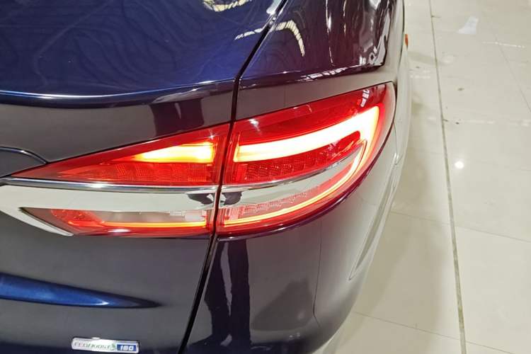 Used Ford Mondeo 2020 EcoBoost 180 Stylish Model Right Rear Taillight
