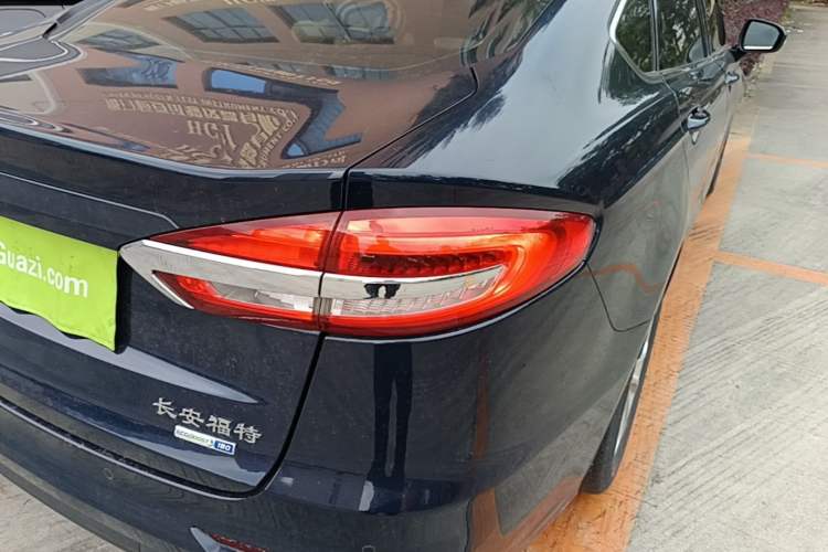 Used Ford Mondeo 2020 EcoBoost 180 Stylish Model Right Rear Taillight