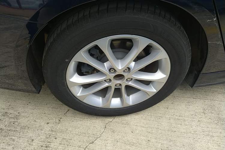 Used Ford Mondeo 2020 EcoBoost 180 Stylish Model Right Rear Wheel Hub