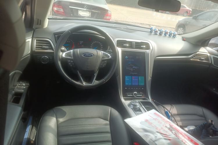 Used Ford Mondeo 2020 EcoBoost 180 Stylish Model Steering Wheel