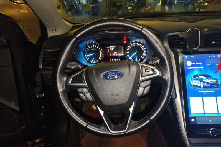 Used Ford Mondeo 2020 EcoBoost 180 Stylish Model Steering Wheel