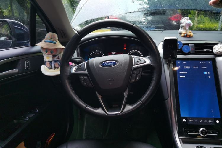 Used Ford Mondeo 2020 EcoBoost 200 Stylish Model Steering Wheel