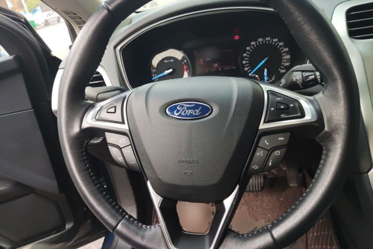 Used Ford Mondeo 2020 EcoBoost 180 Stylish Model Steering Wheel