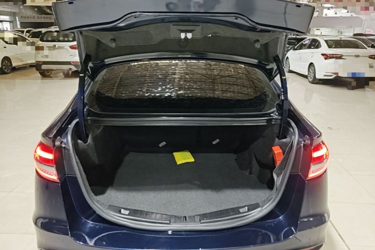 Used Ford Mondeo 2020 EcoBoost 180 Stylish Model Trunk