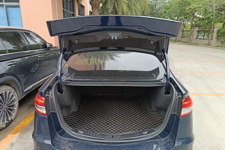 Used Ford Mondeo 2020 EcoBoost 180 Stylish Model Trunk