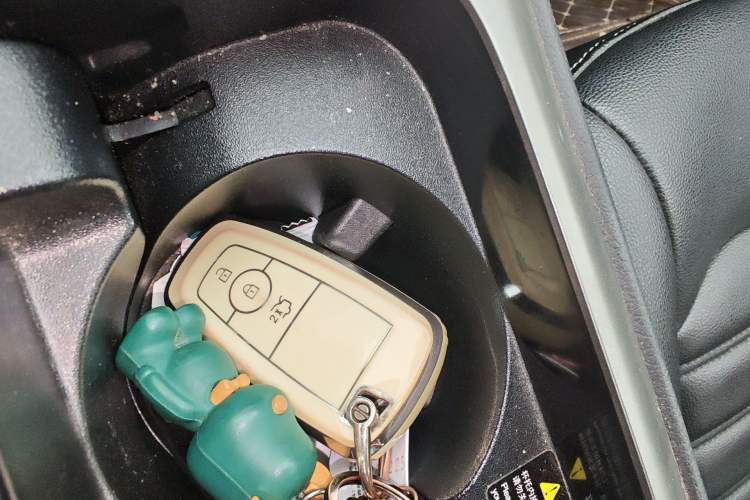 Used Ford Mondeo 2020 EcoBoost 180 Stylish Model Vehicle Key